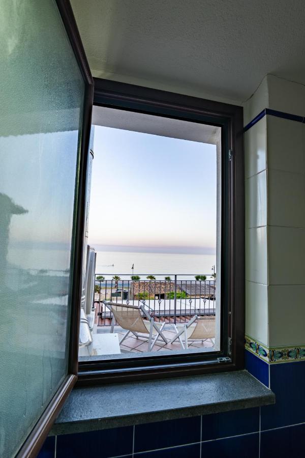 B&B Ottocento Sul Mare Nizza di Sicilia Kültér fotó