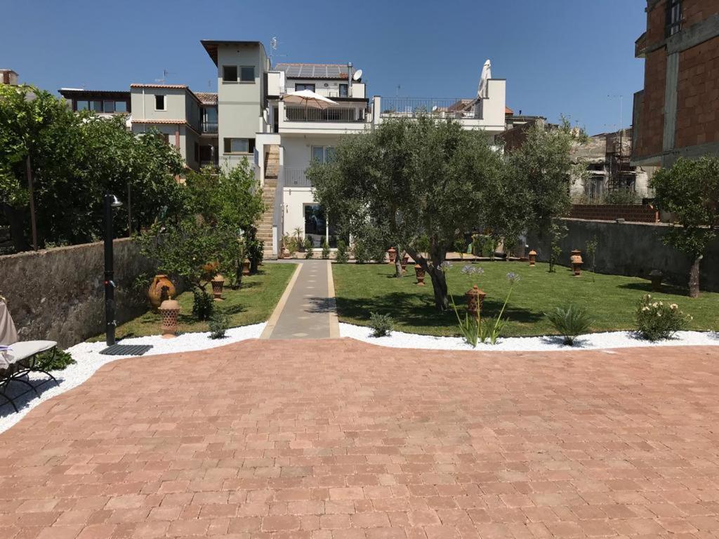 B&B Ottocento Sul Mare Nizza di Sicilia Kültér fotó
